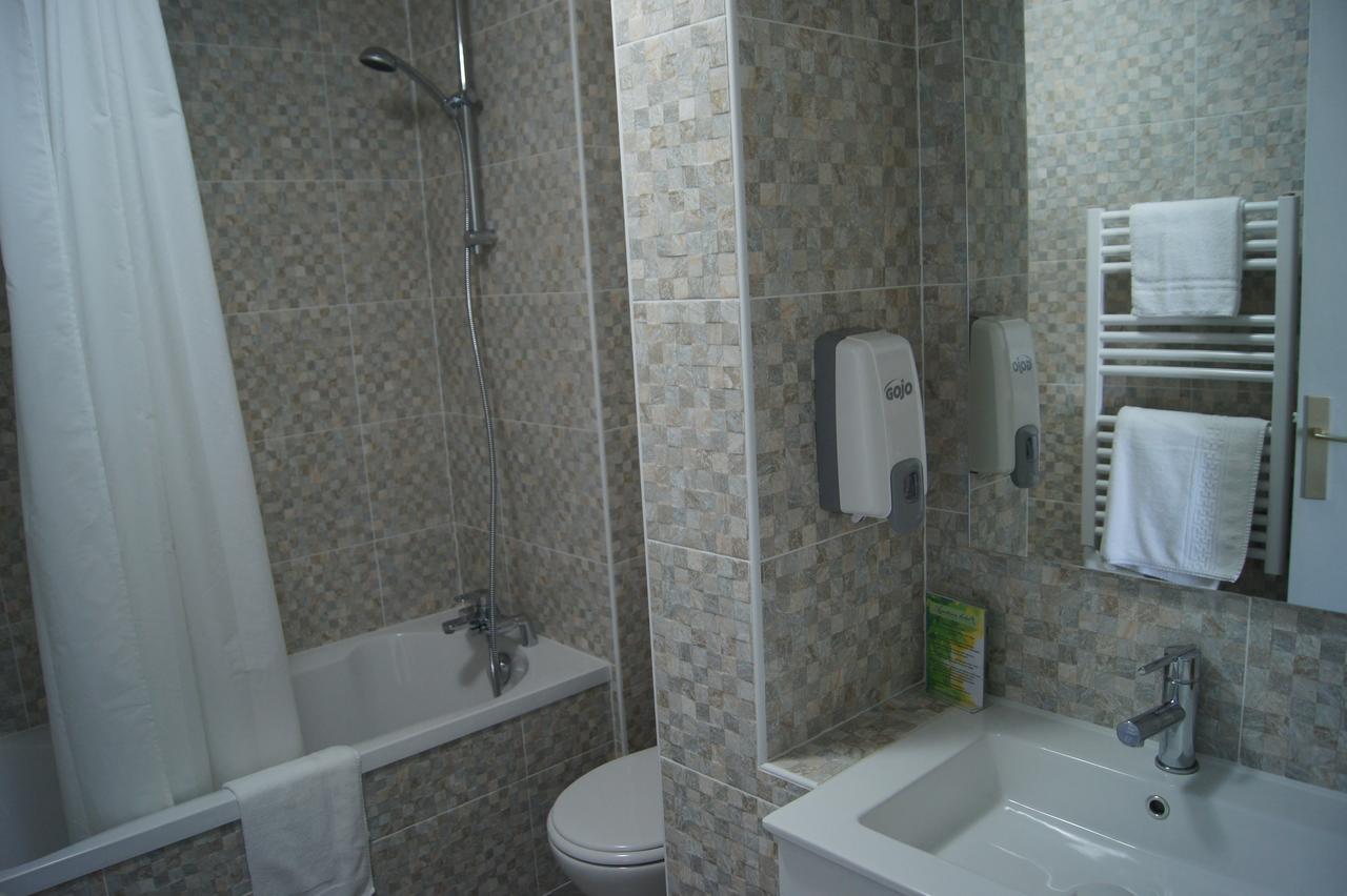 בורדו Aquitain Hotel Gare Saint-Jean מראה חיצוני תמונה